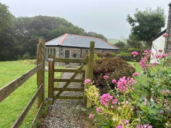 Property photo 1 of 3
