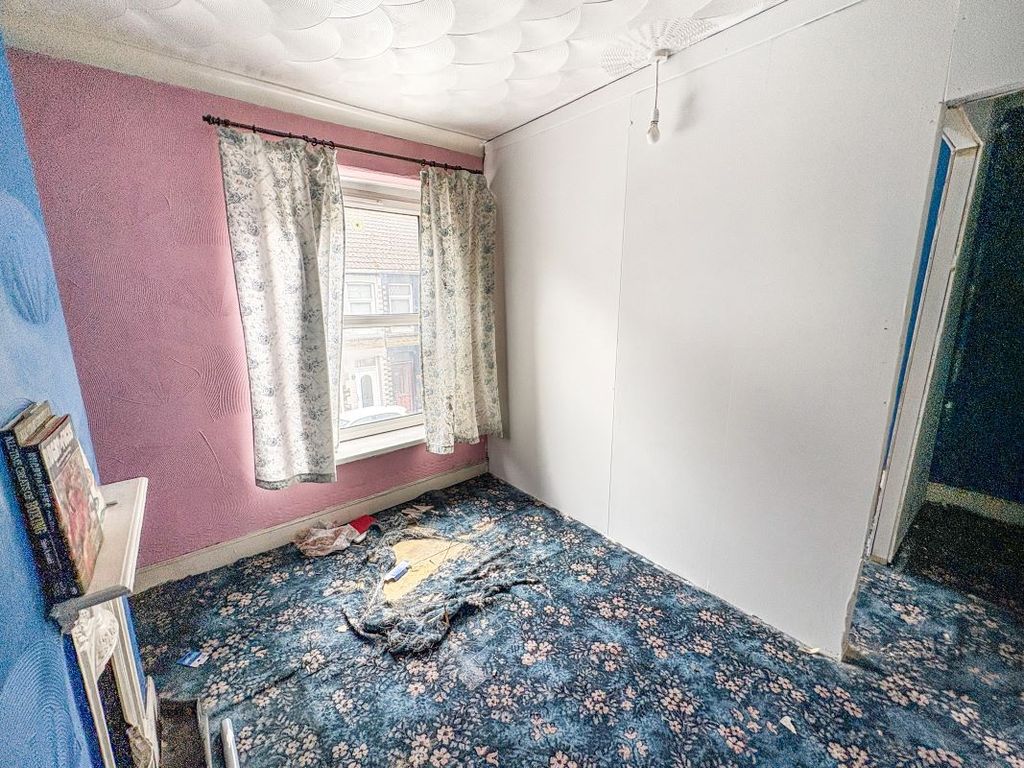 Property photo 3 of 16