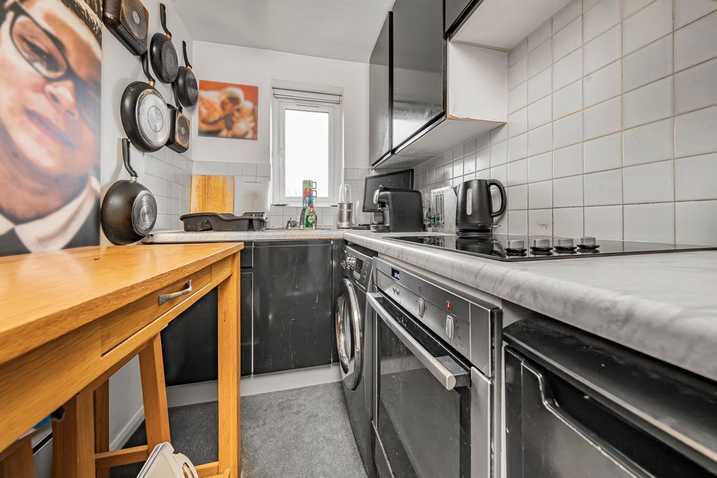 Property photo 3 of 8 Photo Dec 12 2025, 11 38 47 Am