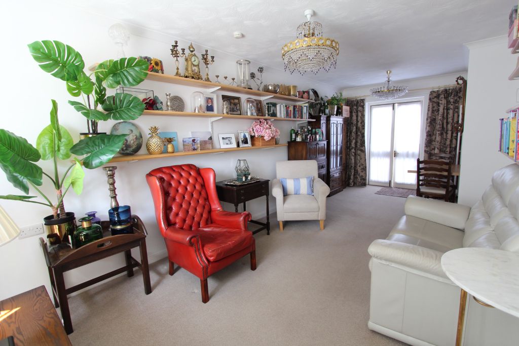 Property photo 2 of 14