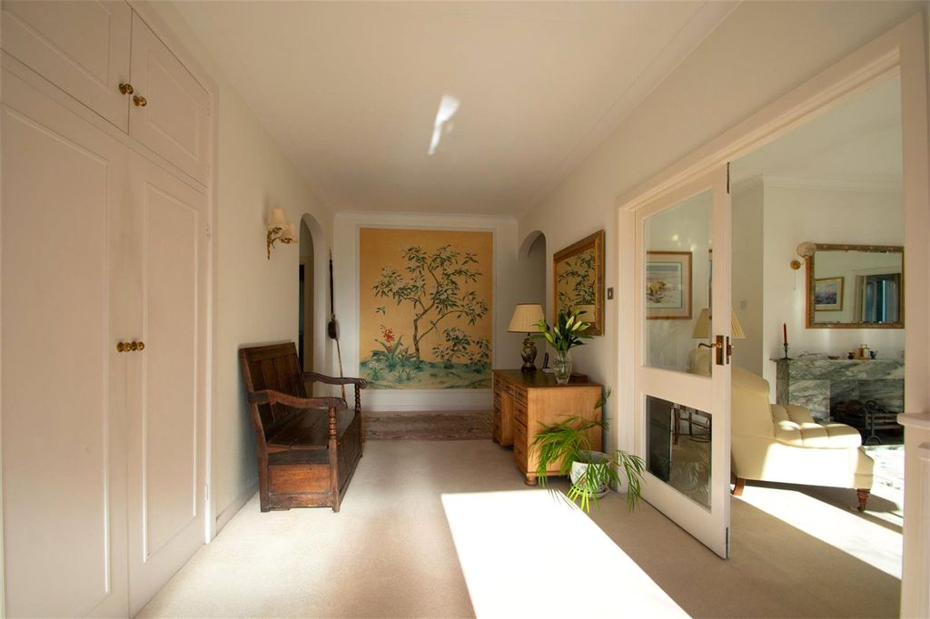 Property photo 3 of 25 Picture No. 03