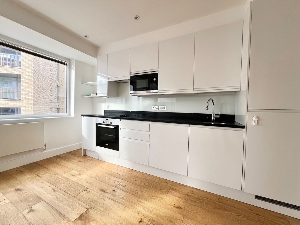 Property photo 3 of 13 Photo 5