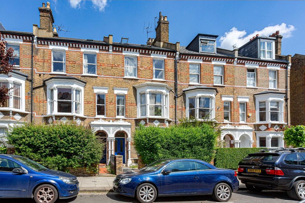 Property photo 3 of 9