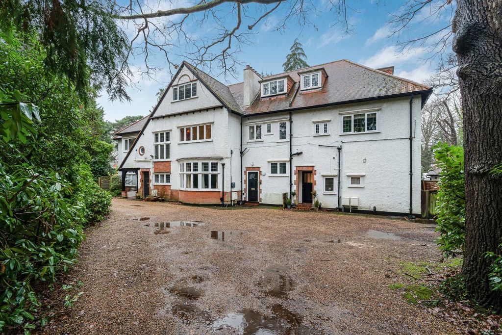 Property photo 1 of 13 Exterior