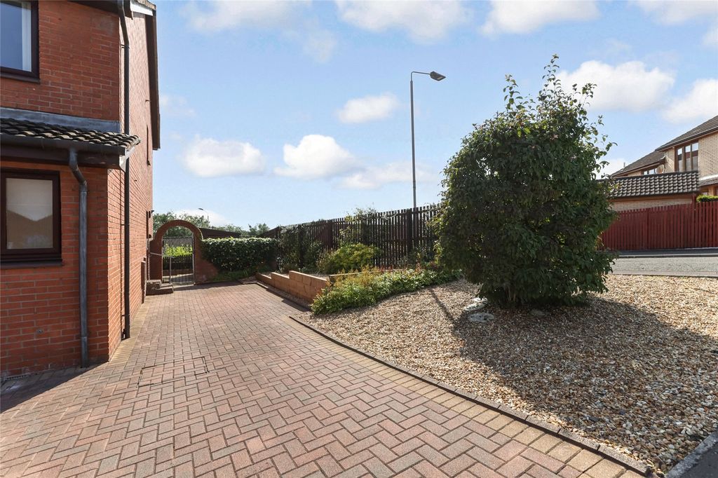 Property photo 2 of 21 Picture No. 02