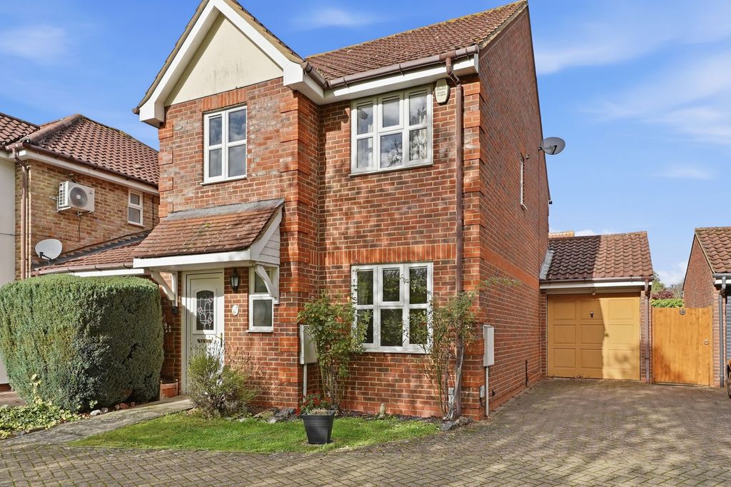 Property photo 1 of 16