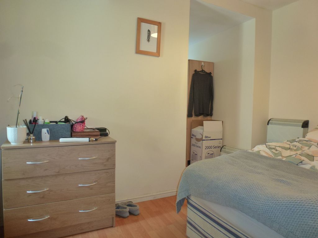 Property photo 1 of 6 1 Bedroom Flat For Rent