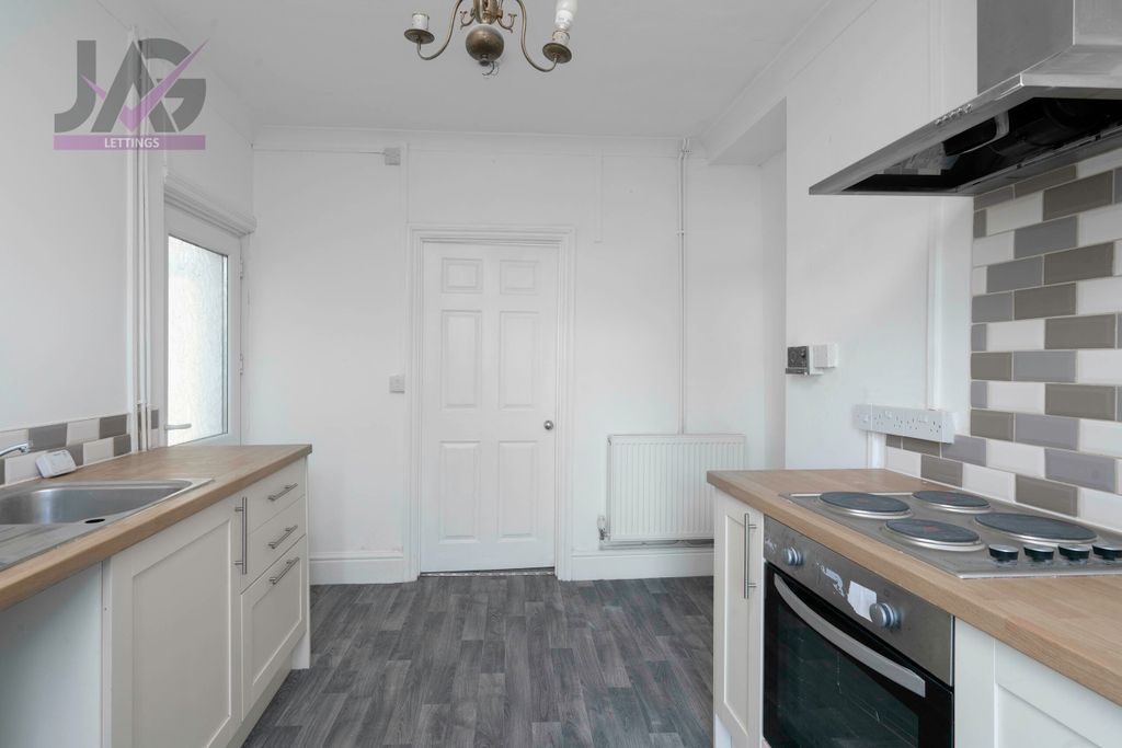 Property photo 3 of 16 36Br46