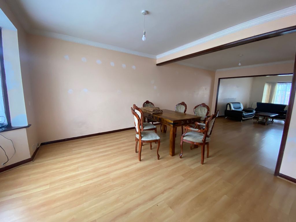 Property photo 2 of 10 Gallery
