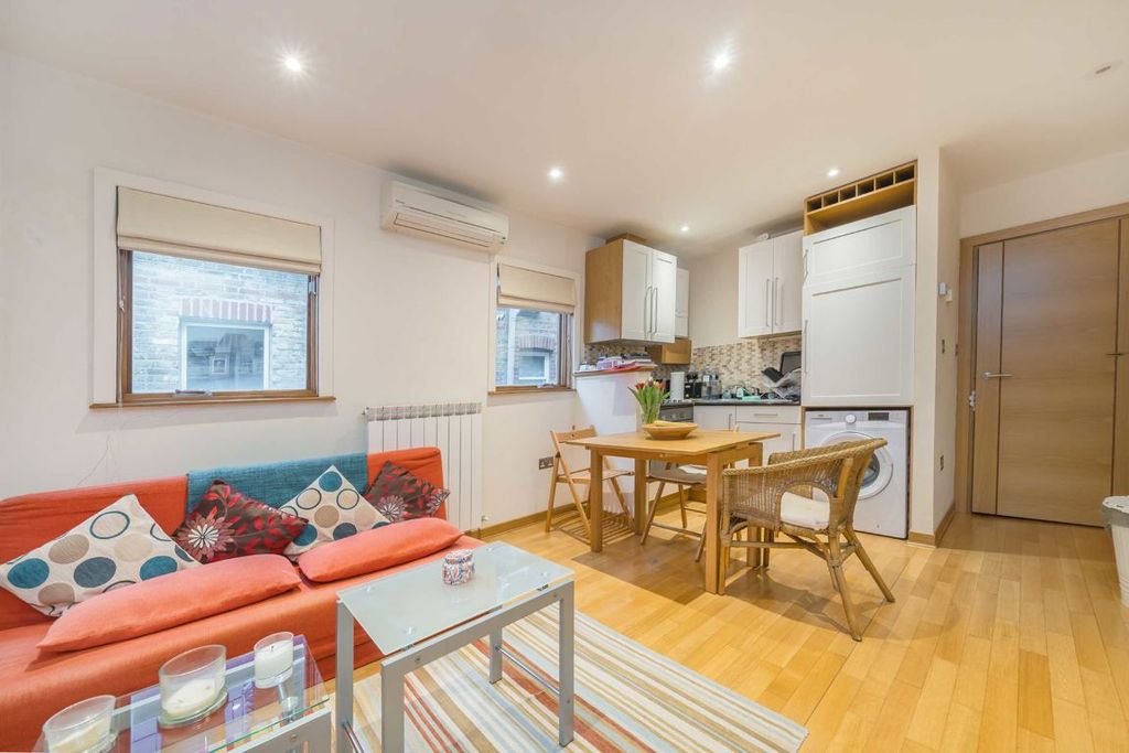 Property photo 2 of 4