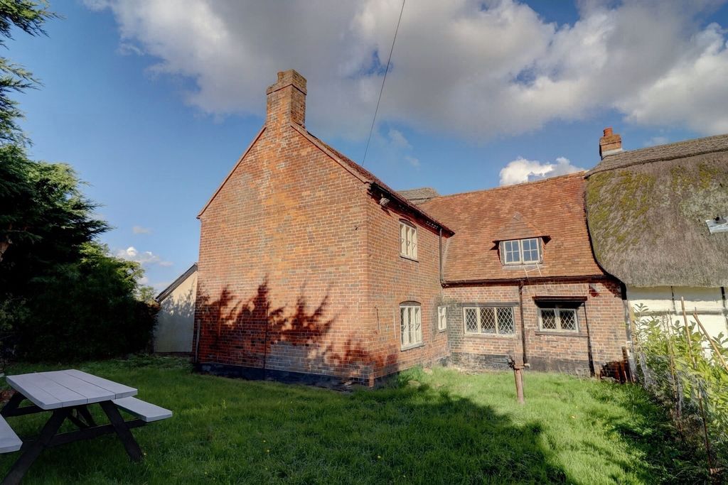 Property photo 3 of 9 Picture No. 14