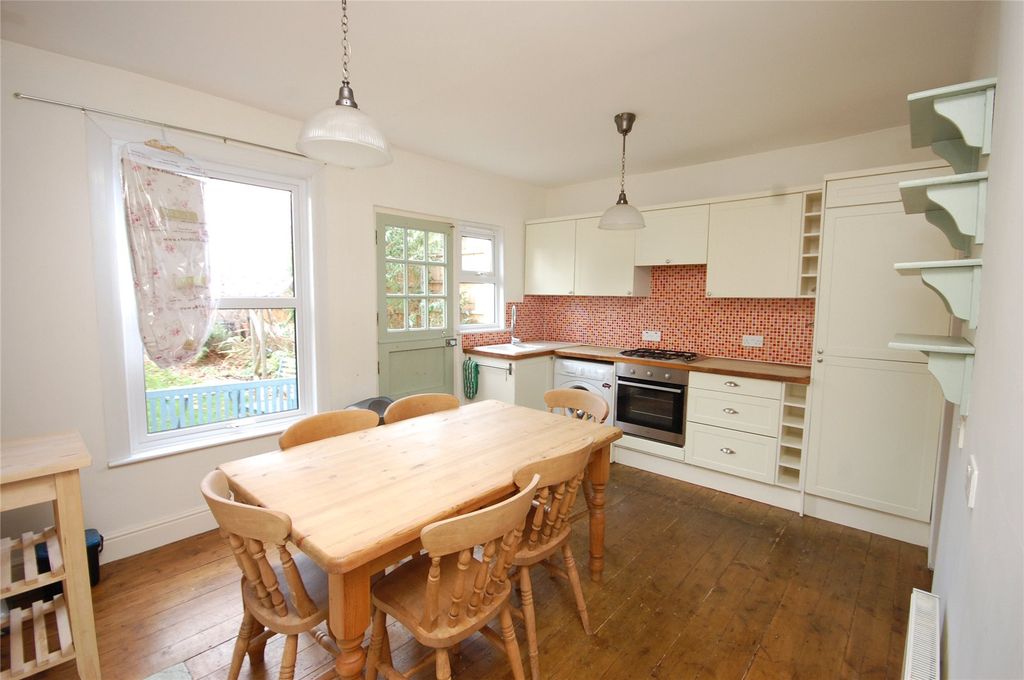 Property photo 3 of 8 Picture No. 23