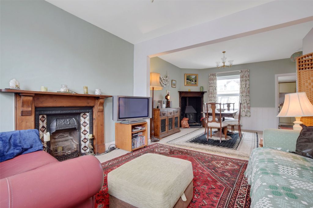 Property photo 2 of 10 Picture No. 05