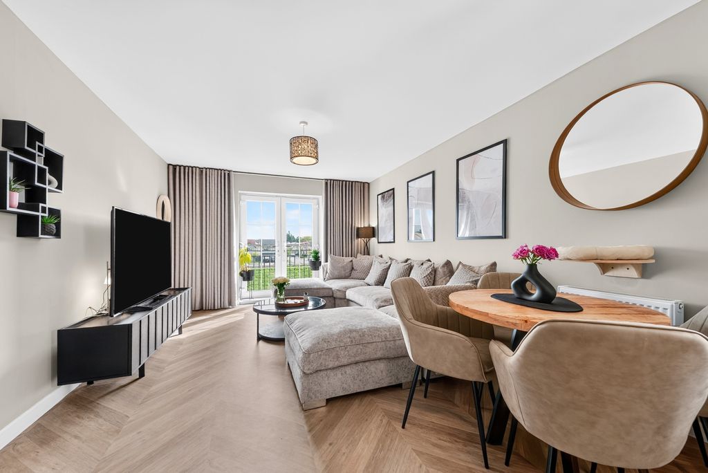Property photo 3 of 12 Pbox-Img.Jpg