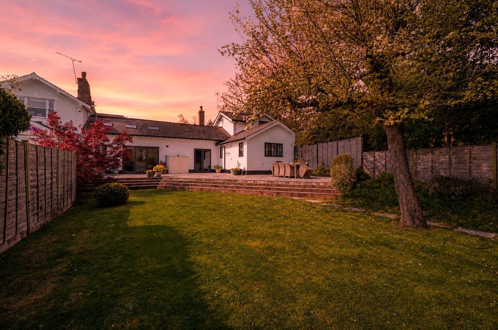 Property photo 1 of 25 Picture No. 68
