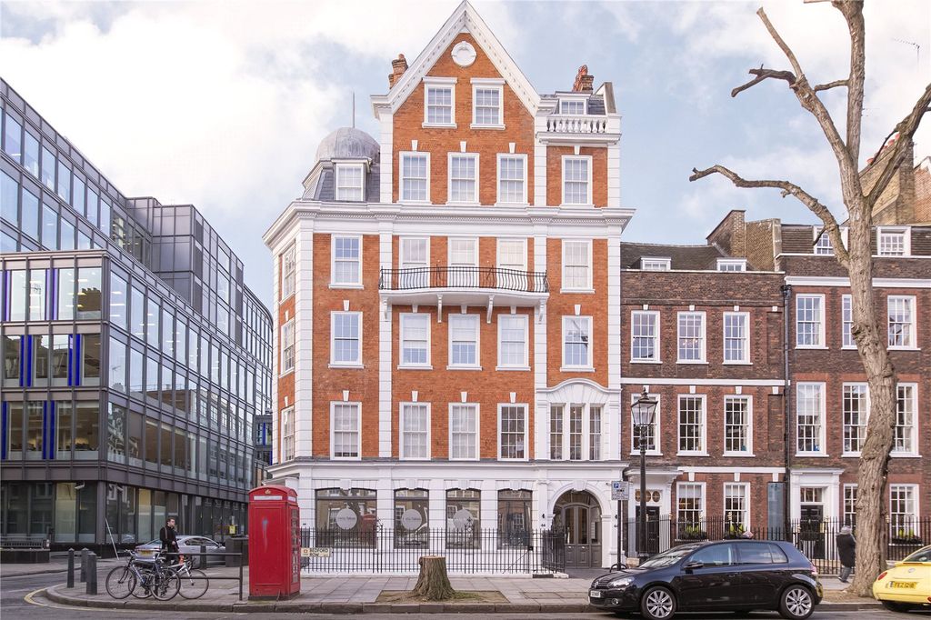 Property photo 3 of 14 Bedford Row