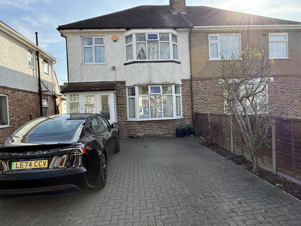 Property photo 1 of 15
