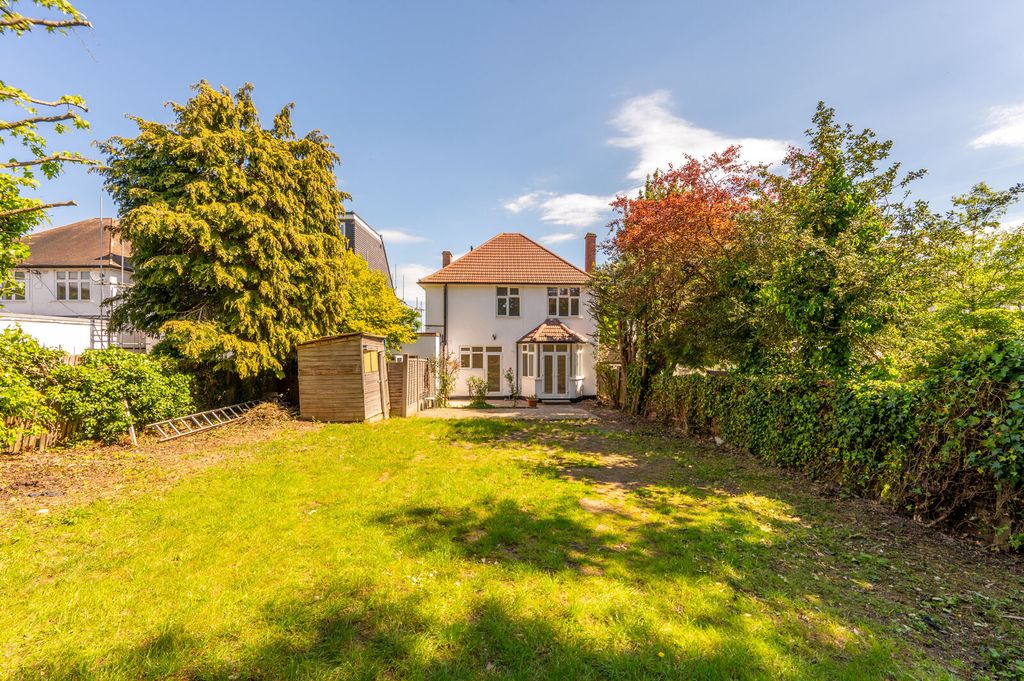 Property photo 3 of 15