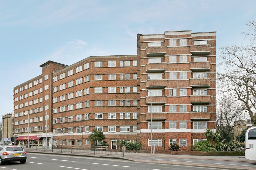 Property photo 1 of 6