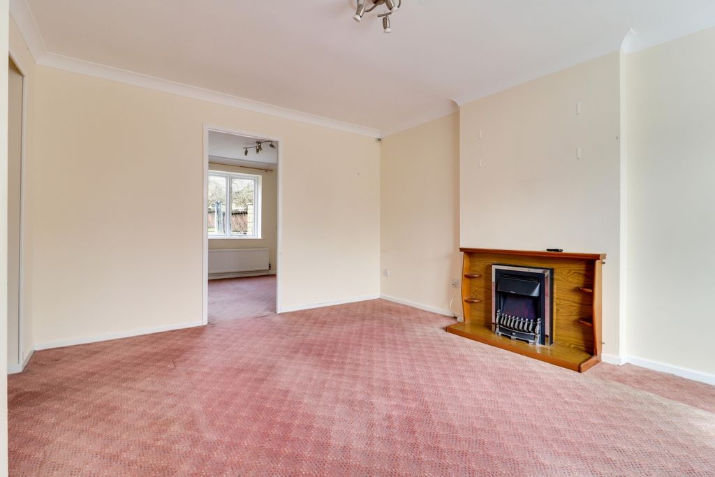 Property photo 3 of 14 Img_3717-Img_3719