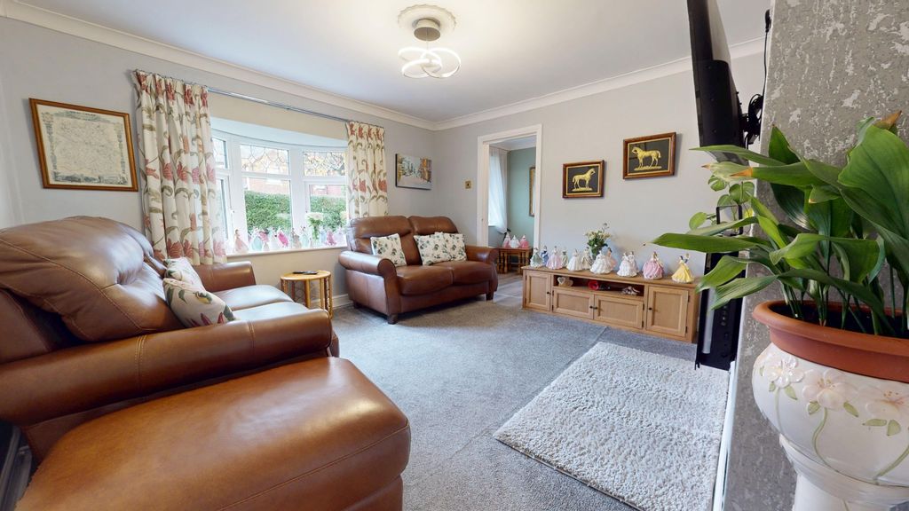 Property photo 3 of 21 4467522