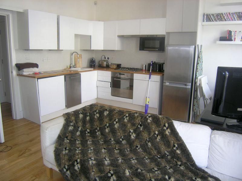 Property photo 2 of 6 Boundary Road 109A Kitchen.Jpg