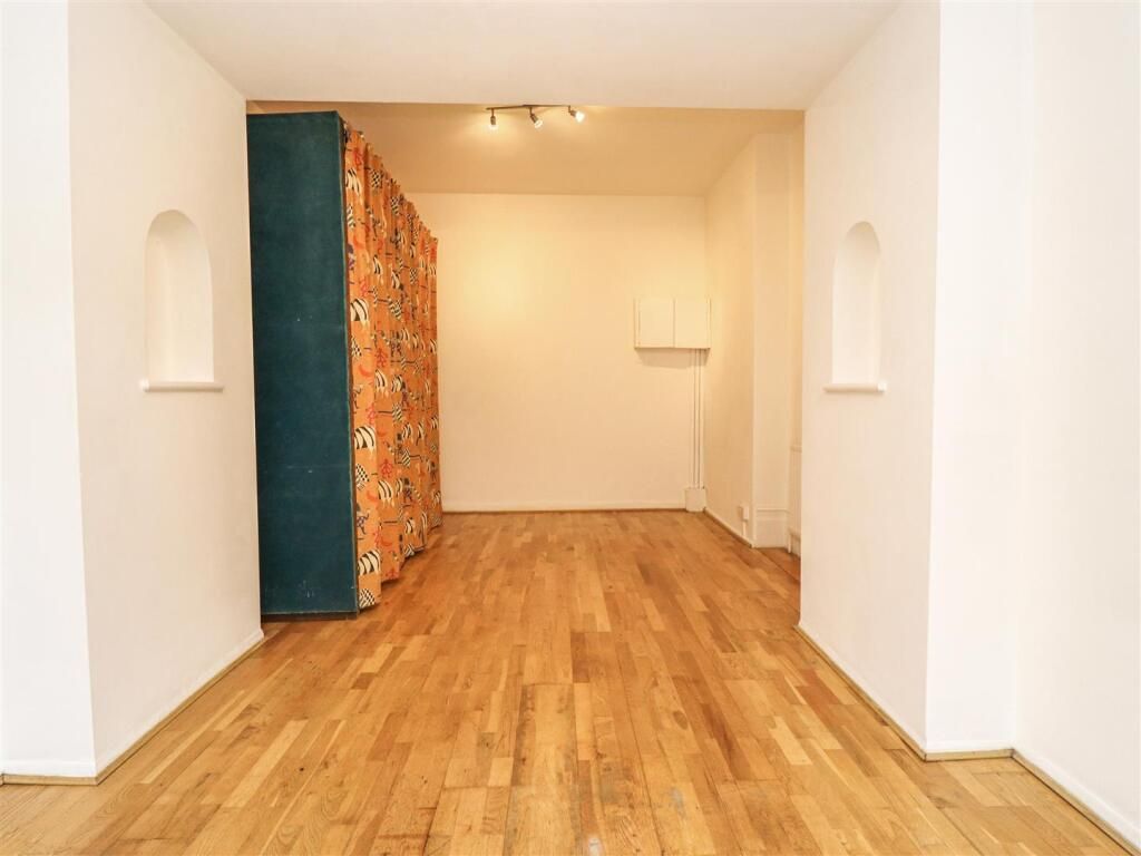 Property photo 3 of 7