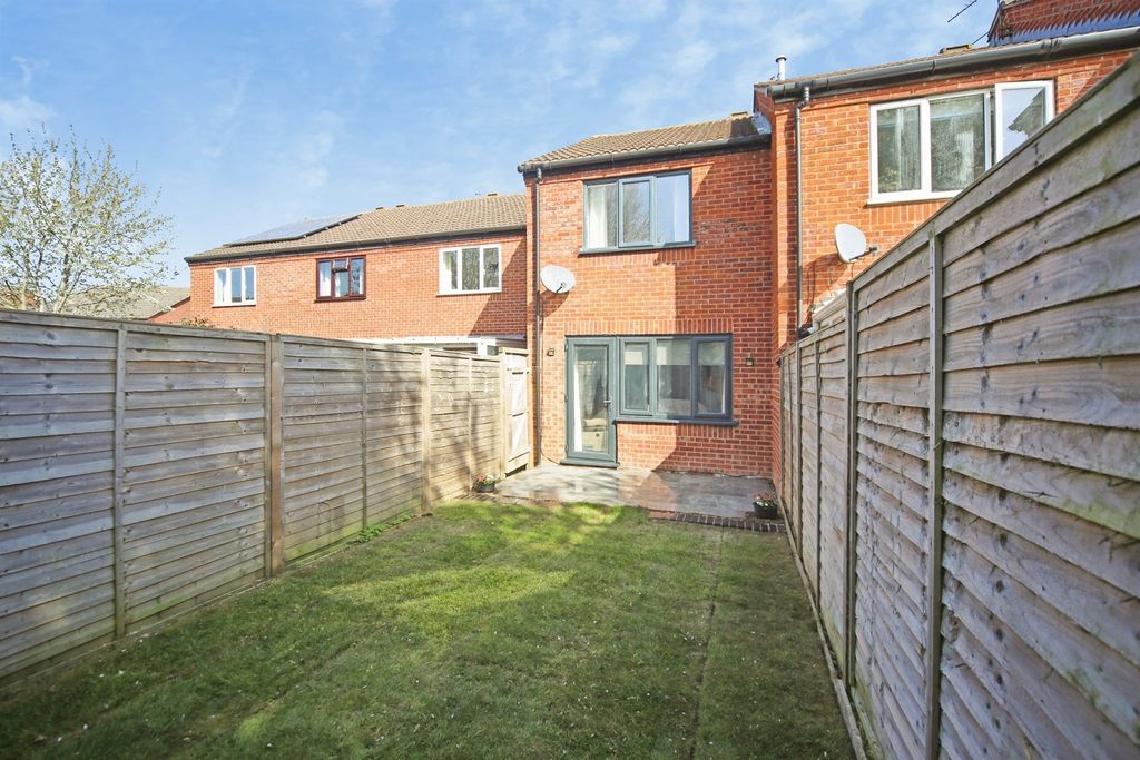Property photo 1 of 10