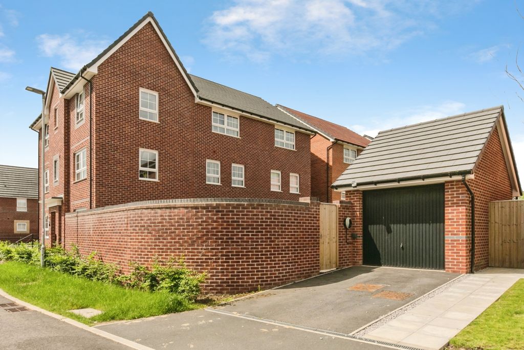 Property photo 3 of 17 Pbox-Img.Jpg