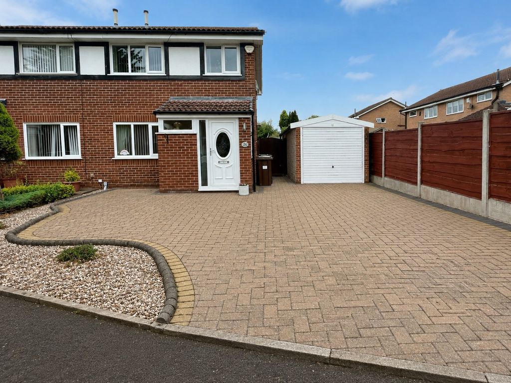 Property photo 1 of 13 Front External