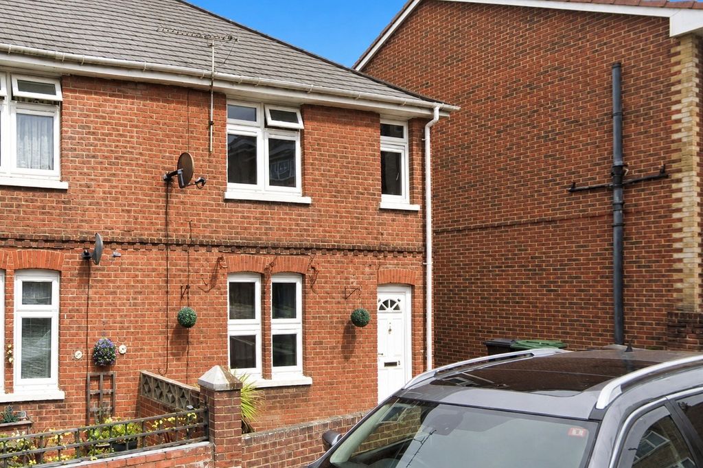 Property photo 1 of 2