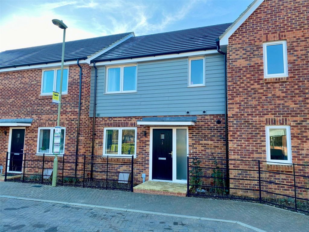 Property photo 1 of 11 Picture No. 17