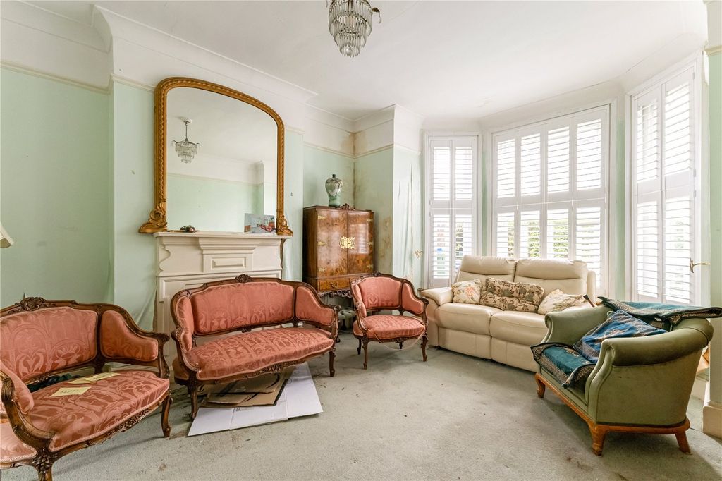 Property photo 2 of 15 Reception