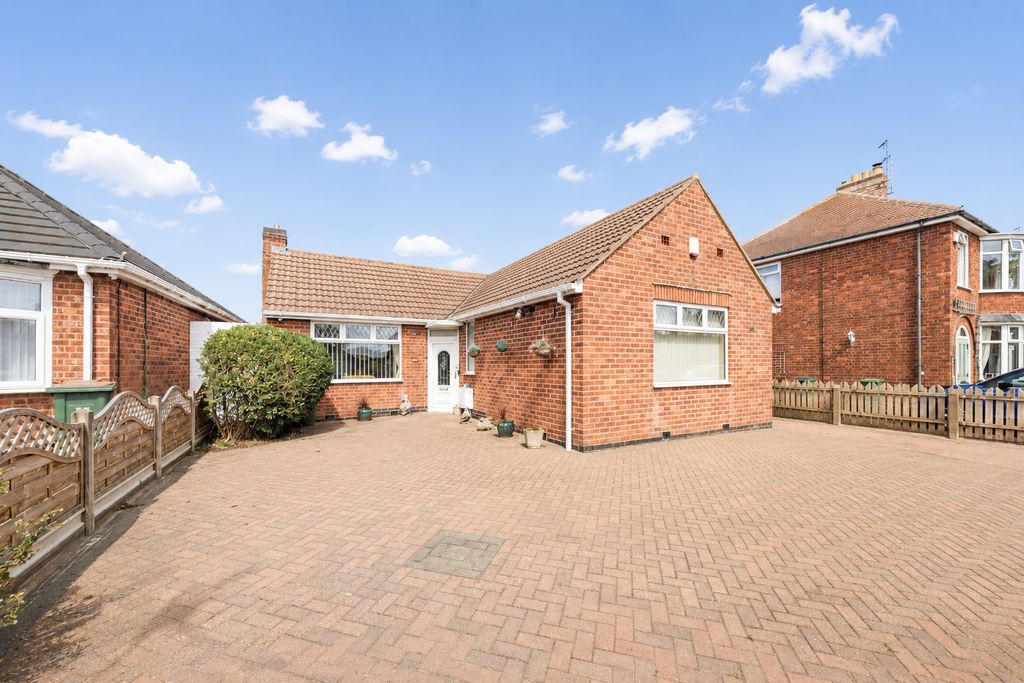 Property photo 1 of 26 F1
