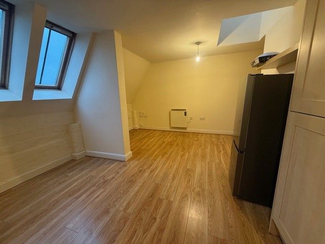 Property photo 3 of 7 Lounge