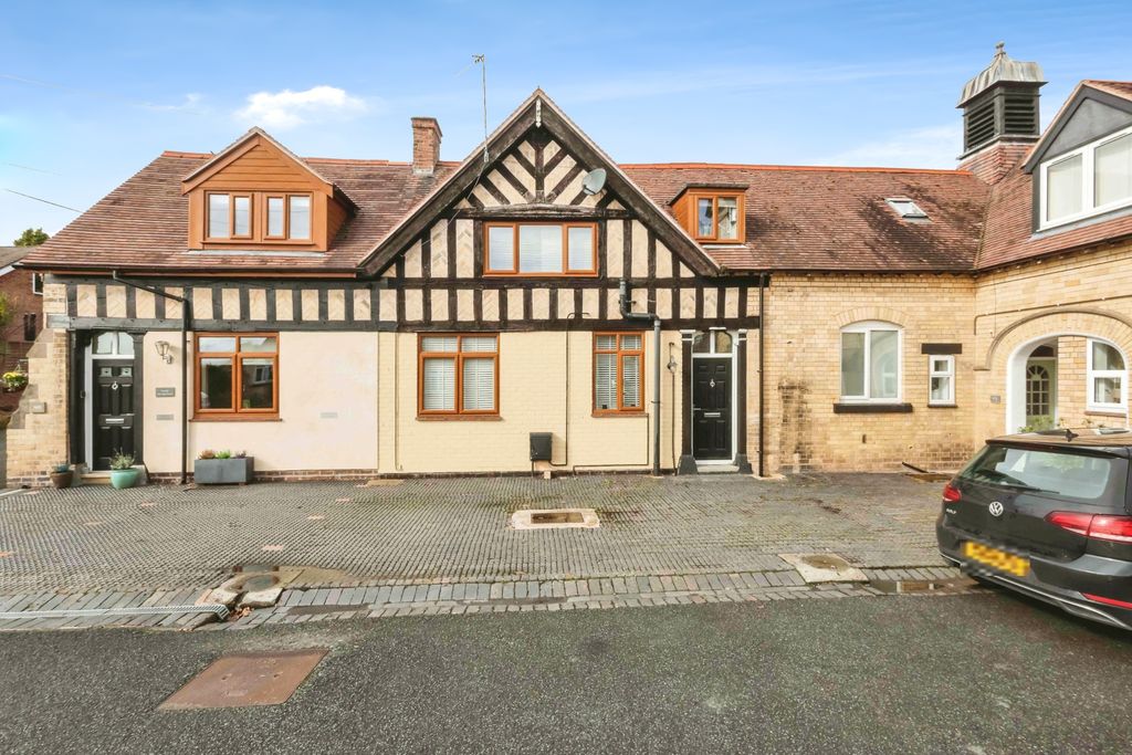 Property photo 2 of 17 Front