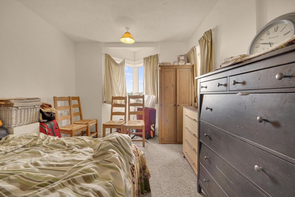 Property photo 3 of 10 Bedroom