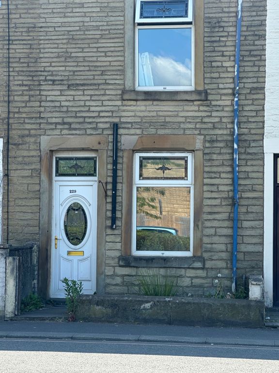 Property photo 1 of 9