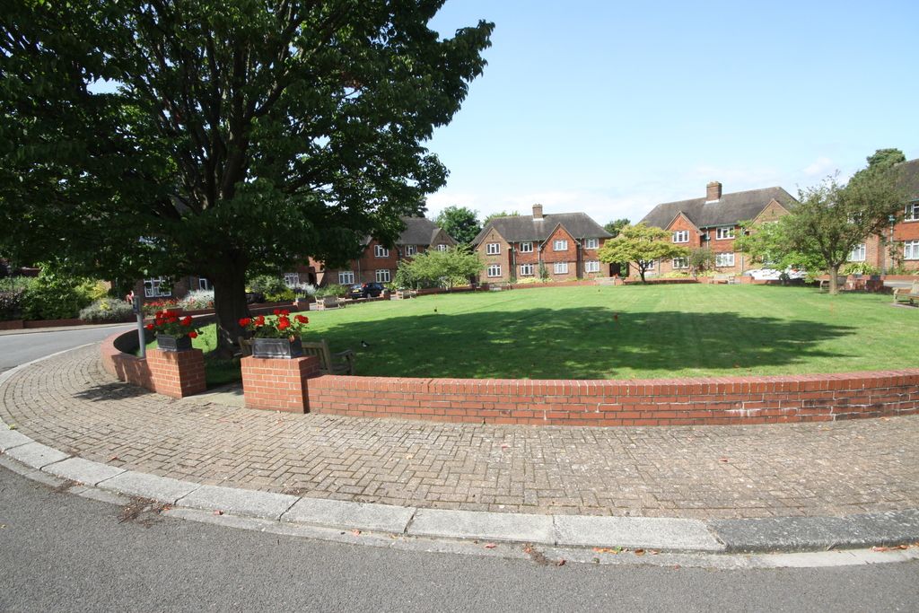 Property photo 2 of 6