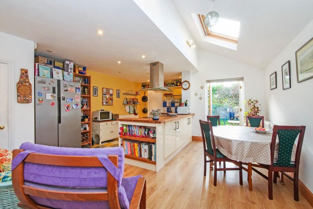 Property photo 3 of 26 Pnmb1071.Jpg