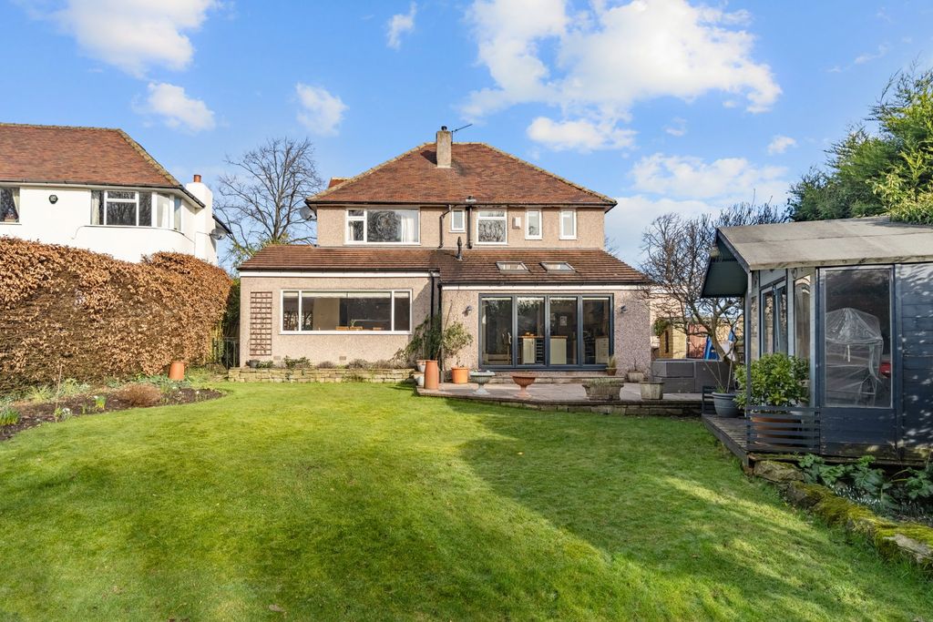 Property photo 1 of 36