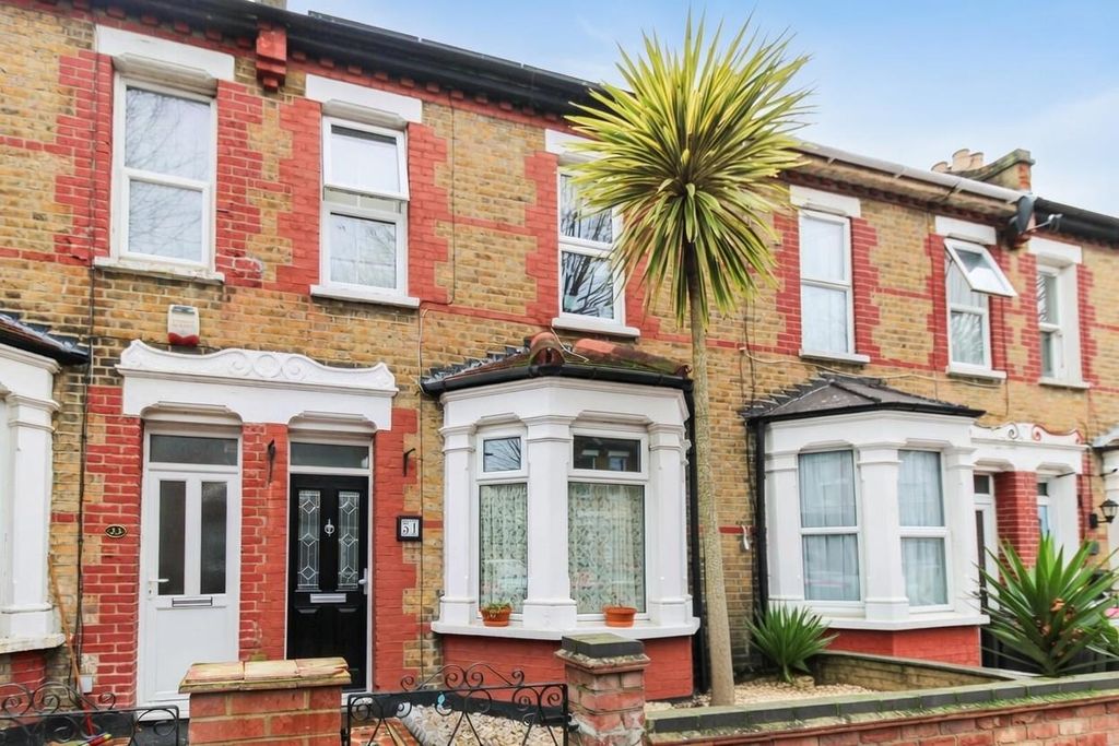 Property photo 1 of 15 Front