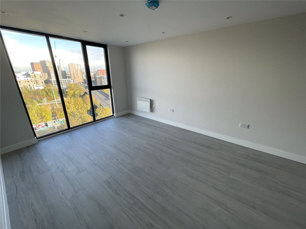 Property photo 1 of 6 Picture No. 03