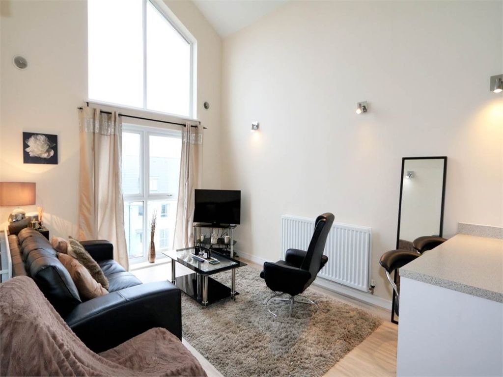 Property photo 2 of 6 Lounge