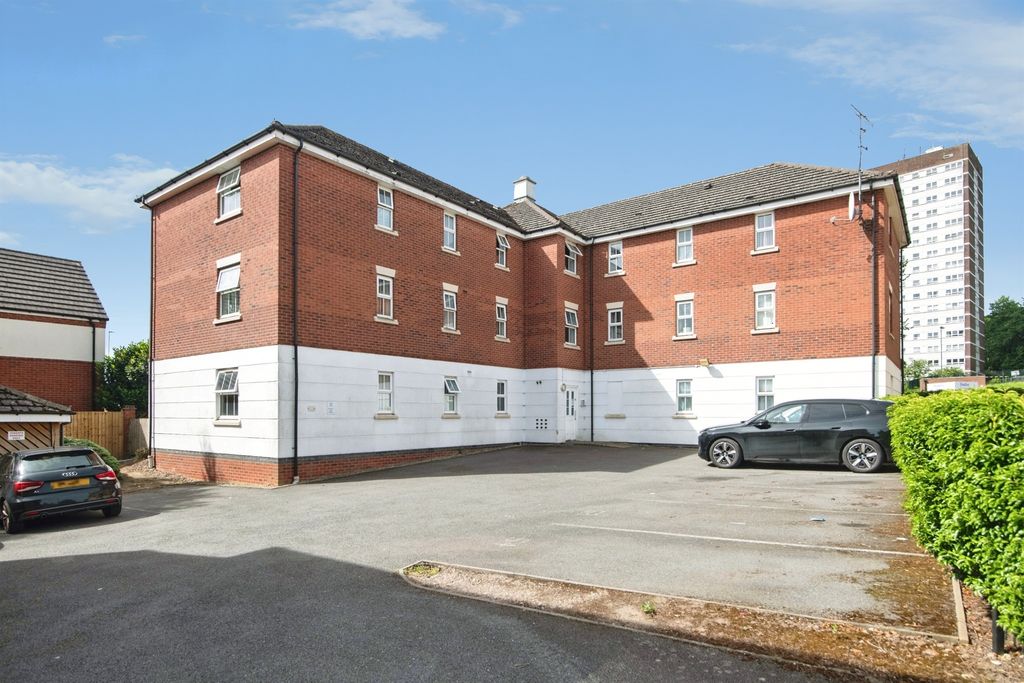 Property photo 1 of 12