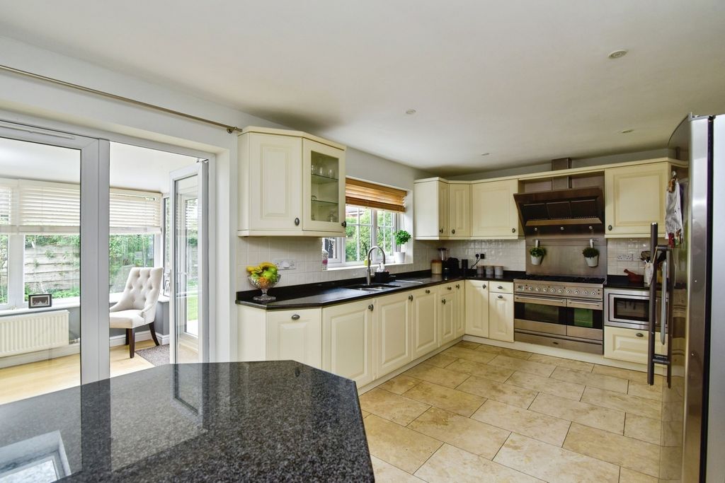 Property photo 3 of 29 Pbox-Img.Jpg