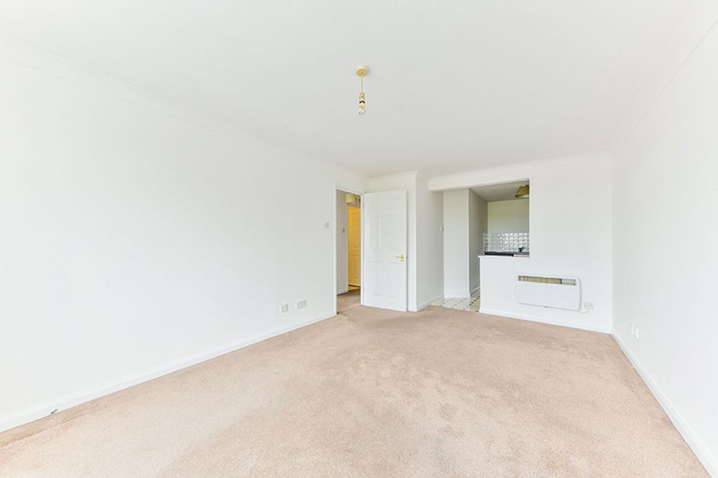 Property photo 3 of 7