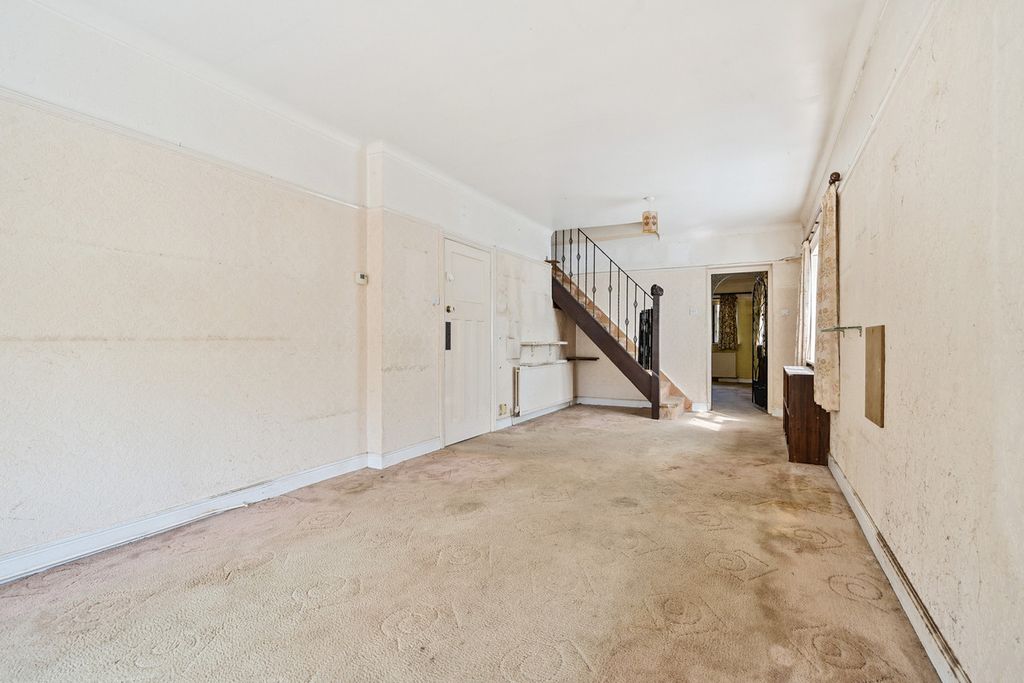 Property photo 3 of 22