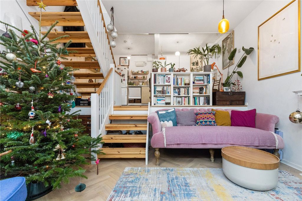 Property photo 2 of 12 Picture No. 05