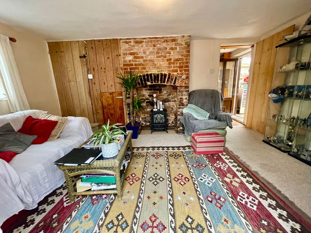 Property photo 3 of 15